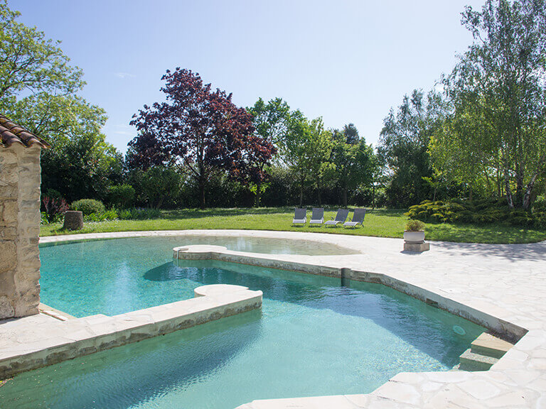 Logis Saint Léonard piscine